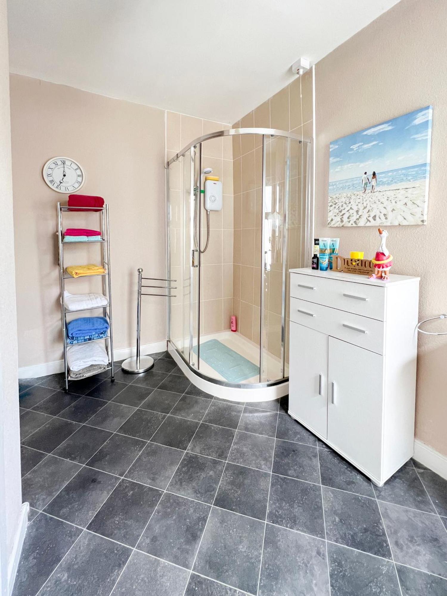 Perfect Central Location Portrush Exterior photo